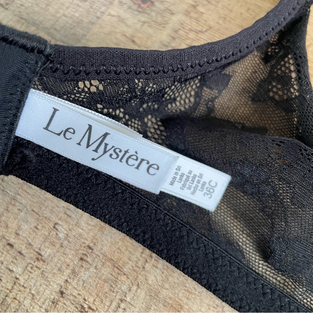 Le Mystere Stretch Bralette Bra Black Size 36C Lace Lined Wireless - Picture 6 of 7